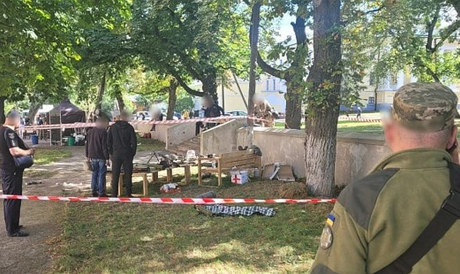 Вибух на виставці зброї у Чернігові: 2-річного хлопчика оперували 7 годин, який стан дитини