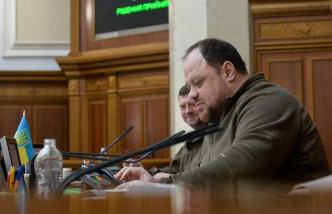 Парламент продолжит особый порядок работы: способ голосования может определять Руслан Стефанчук