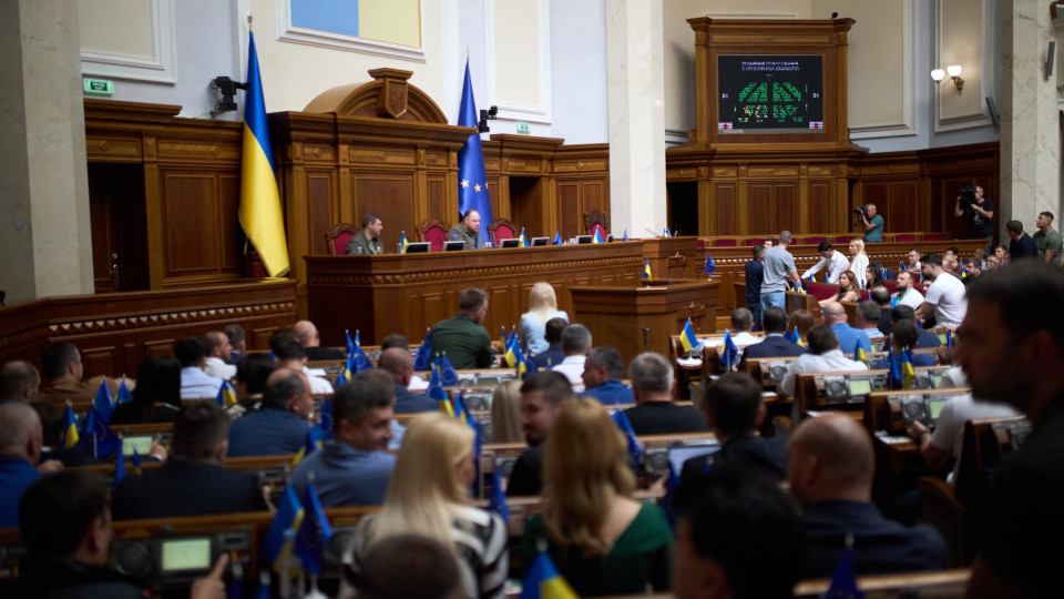 Вихід з Угоди про Міжурядовий фельд’єгерський зв’язок: Рада проголосувала за внесення змін до Закону України