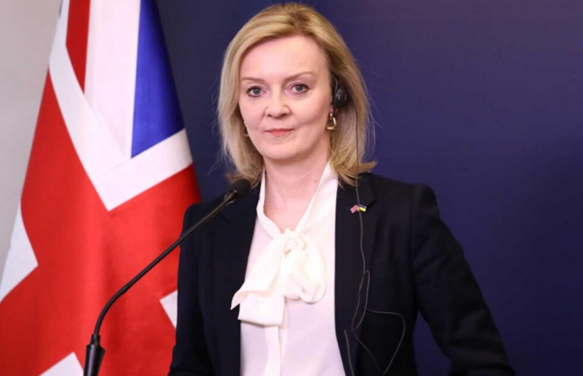 Лиз Трасс официально стала новым премьер-министром Британии