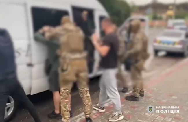 Бизнес на «уклонистах»: за полгода заблокировано 48 каналов незаконной переправки лиц через государственную границу