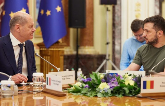 Зеленський та Шольц провели телефонну розмову: про що говорили