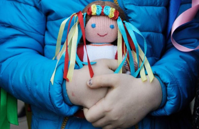 Число детей, пострадавших из-за российской агрессии, возросло: новые данные