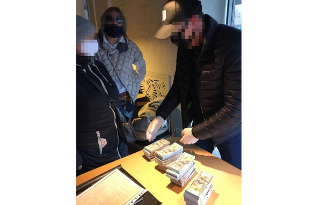 За $500 000 обещали «решить вопрос» в прокуратуре: двоих человек будут судить за попытку мошенничества