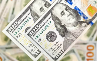За яких умов курс долара в Україні сягне 50 гривень: прогноз експерта