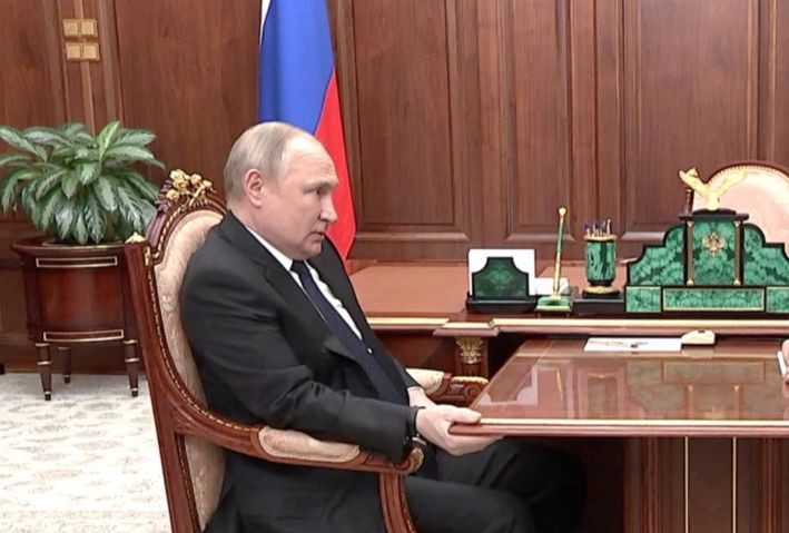 Путін на тлі невдач російської армії у війні проведе нараду з членами Ради безпеки РФ