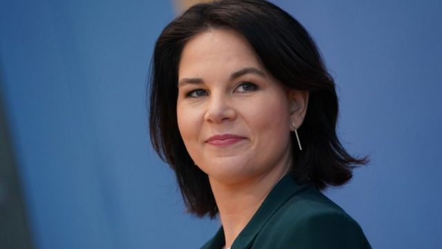 До Києва прибула очільниця МЗС Німеччини Анналена Бербок