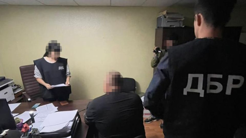 В Харьковской области задержали экс-полицейского, который агитировал своих коллег перейти на сторону врага
