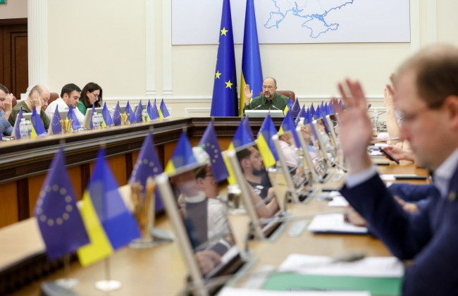 Україна отримає ще 530 мільйонів кредиту від Міжнародного банку реконструкції та розвитку на зарплати бюджетникам та допомогу ВПО