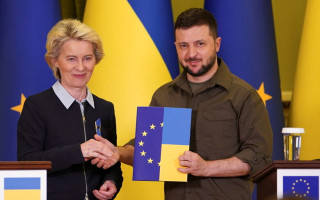 Голова Єврокомісії їде до Києва на переговори із Зеленським