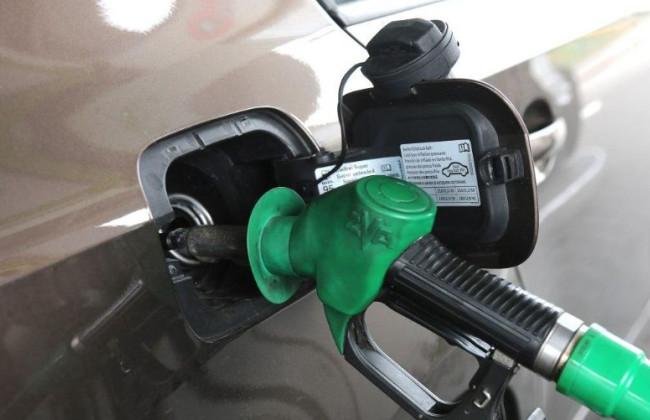 Гетманцев прогнозирует снижение цен на топливо в сетях АЗС
