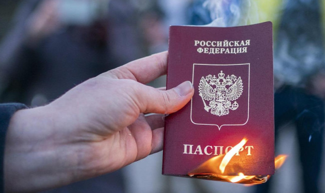 РФ не признает паспорта, которые она выдала в ОРДЛО, — разведка