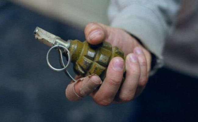 В Черкасской области мужчина бросил гранату в полицейских