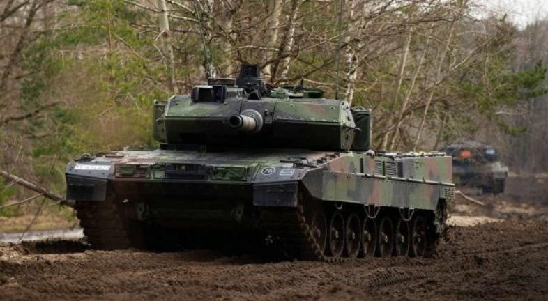 В Германии объяснили, почему отказываются передавать Украине танки