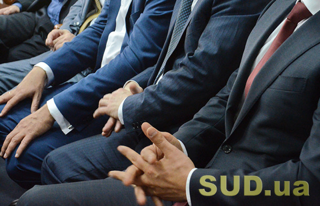 Кабмин утвердил положение об обучении чиновников за границей за счет международных доноров