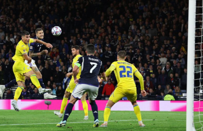 Украина разгромно проиграла Шотландии в матче Лиги наций