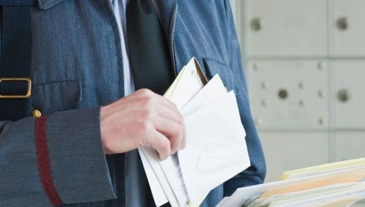 Одразу три суди повідомили про тимчасове припинення відправки поштової кореспонденції