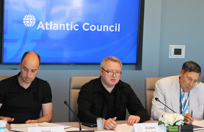 Бизнес должен быть защищен и работать по единым правилам – Андрей Костин во время экспертной дискуссии, организованной Атлантическим советом США