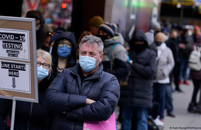 У США шахраї вкрали близько 46 млрд доларів із програми допомоги під час пандемії