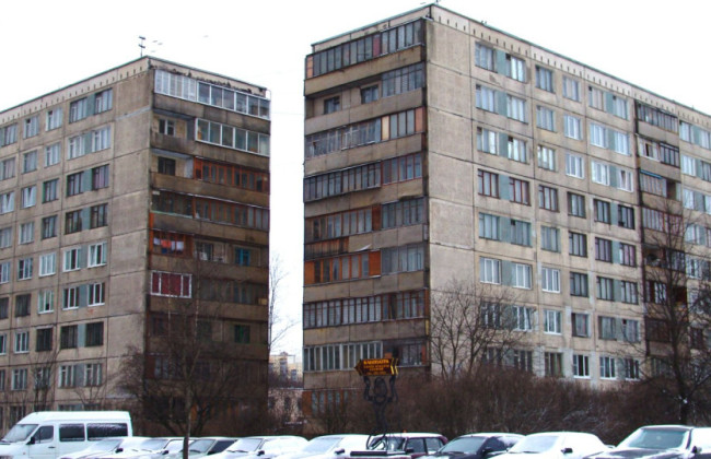 Старые дома смогут снести, а их жильцам выплатят компенсации: Рада одобрила законопроект