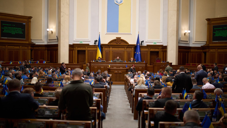 Верховна Рада попросить продовжити пільговий режим для експорту українських товарів до країн Європейського Союзу