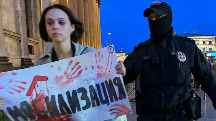 П’ятий день до початку повернення назад тисяч трун, — Подоляк висміяв мобілізацію в РФ