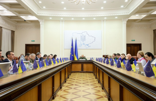 Правительство разрешило безвозмездно передавать имущество госорганам по решению руководителя областной военной администрации: какие условия