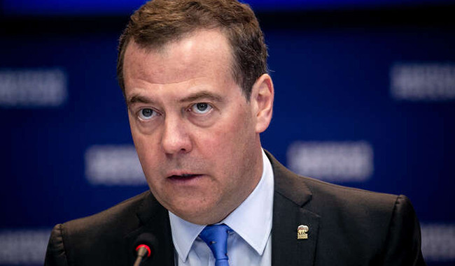 Медведев заявил, что в случае использования РФ ядерного оружия страны НАТО «не будут помогать Украине»