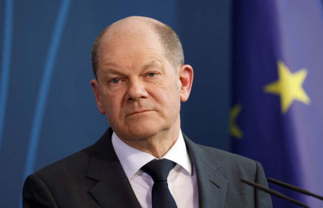 Шольц закликав Путіна відмовитись від ідеї застосування ядерної зброї проти України