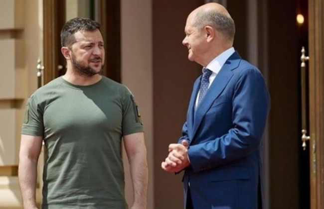 Зеленский обсудил с Шольцем псевдореферендумы и военную помощь Украине
