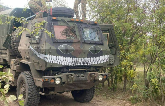 HIMARS, внедорожники и другое: США выделяют Украине новую военную помощь — СМИ