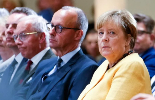 Меркель призвала серьезно воспринимать ядерные угрозы Путина