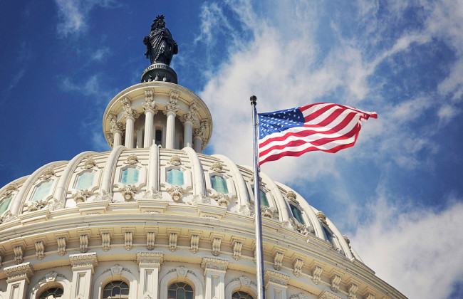 Палата представителей США одобрила 12,4 млрд долларов для Украины