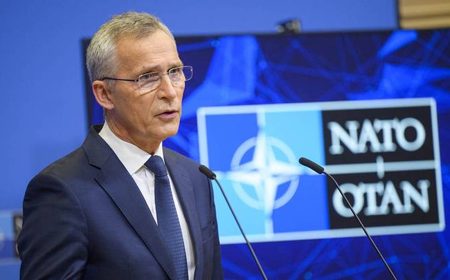 Столтенберг: Украина имеет право подать заявку на членство в НАТО, но приоритет сейчас – помощь