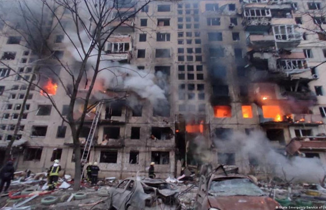 Як виглядає багатоповерхівка на Оболоні в Києві, яку у березні обстріляли росіяни: фото