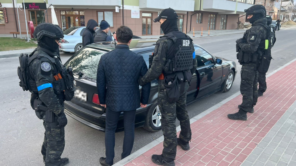 Нецільове використання гуманітарної допомоги під час війни: перед судом постане чиновник зі Львівщини