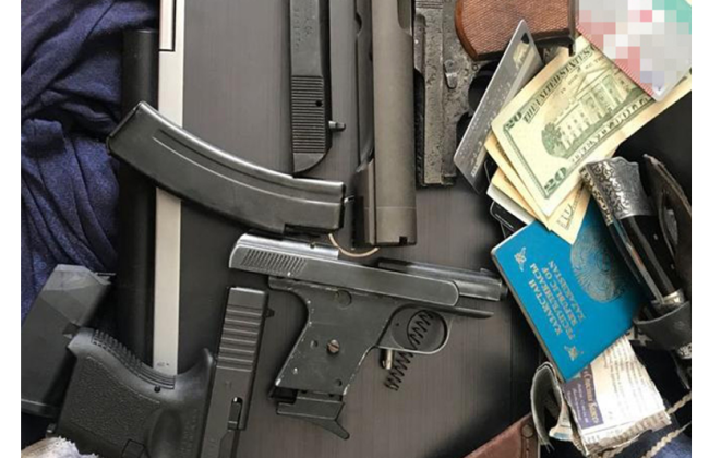 Организовал канал нелегальной продажи оружия: в Черновицкой области задержан иностранец