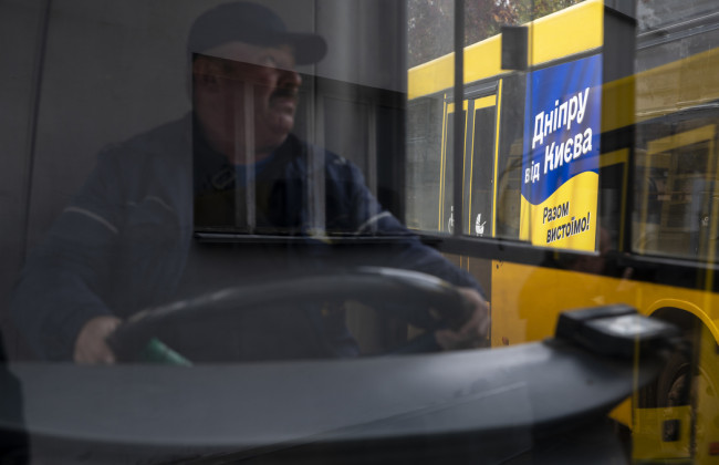 Київ відправить Дніпру 30 автобусів і гуманітарну допомогу – Кличко