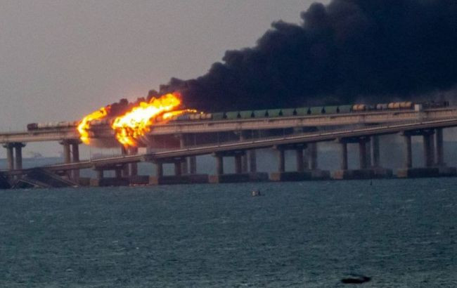 В РФ заявляют, что в результате взрыва на Крымском мосту есть жертвы