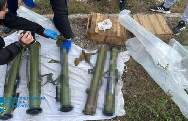 У Кривому Розі затримали торговця зброєю з РПГ та гранатами