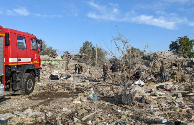 В сети показали кадры последствий ракетной атаки по частному сектору Запорожья, фото и видео