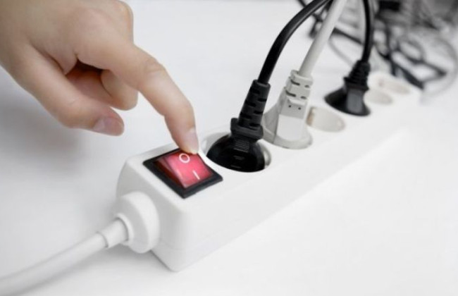 Киевлян призвали снизить потребление электроэнергии: что можно выключить