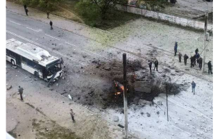 Ракетный удар по Днепру: как выглядит город после обстрелов: фото и видео