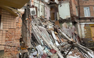 Украинцам объяснили, что делать в случае обрушения дома