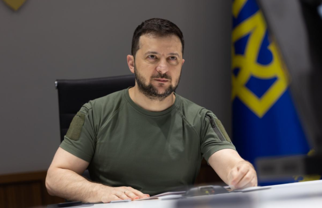 Володимир Зеленський: Зараз більшість міст і сіл вже з електрикою та звʼязком