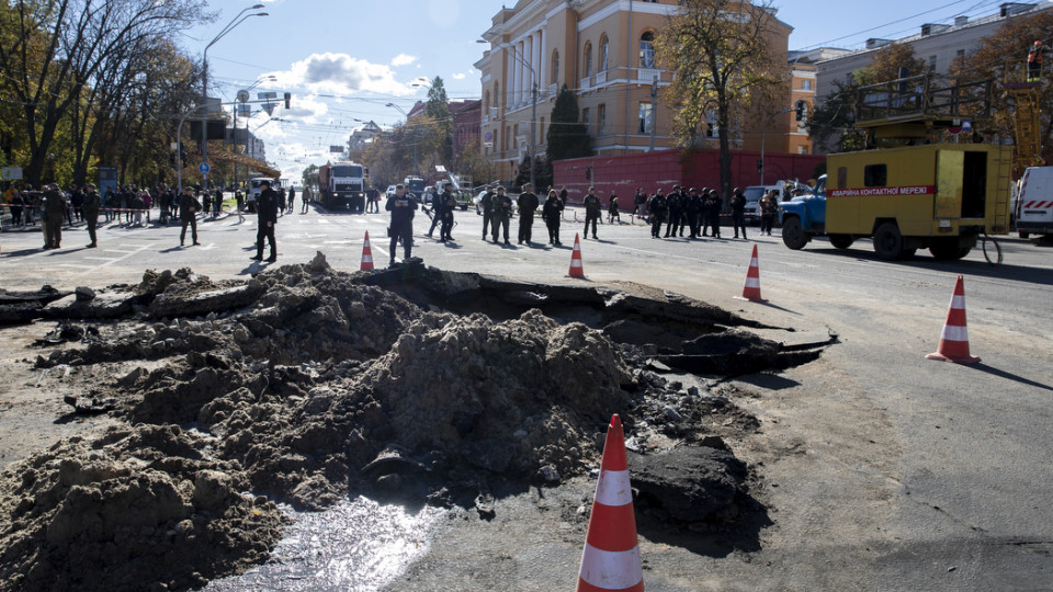 Кличко повідомив, скільки комунальників було задіяно у ліквідації наслідків ракетних обстрілів Києва