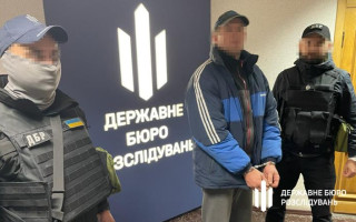 Обійняв керівну посаду в окупаційній адміністрації: затримали митника