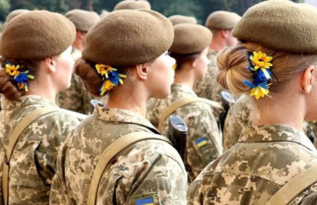 У Міноборони розробляють бронежилети для жінок