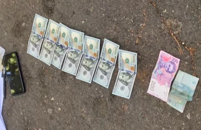 $700 за содействие в переправке военнообязанного за границу: мужчине сообщили о подозрении