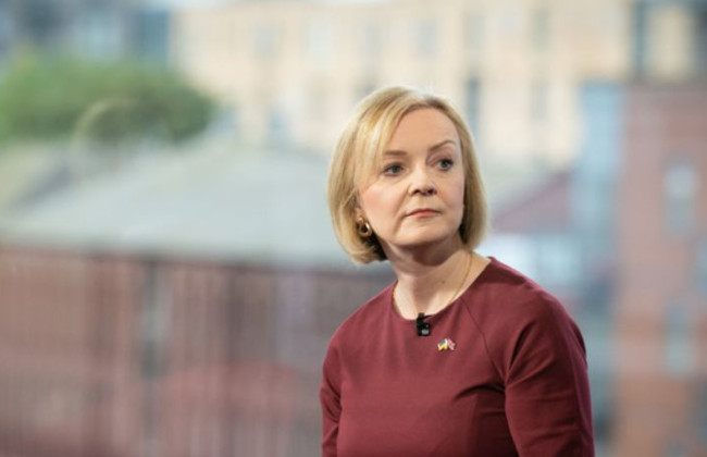 Лиз Трасс сделала заявление о своей отставке: что будет дальше с избранием премьера